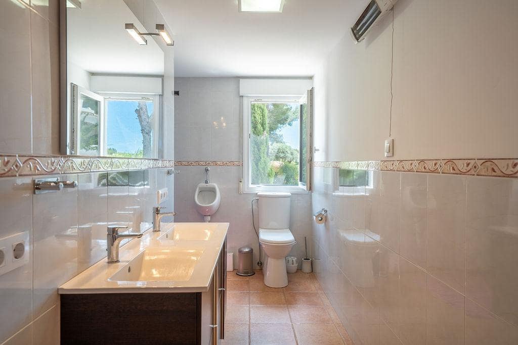 5 Zimmer Villa zu verkaufen in Javea / Xabia mit Pool Garage - 895.000 € (Ref: 9807894)