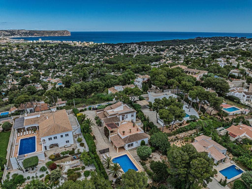 5 Zimmer Villa zu verkaufen in Javea / Xabia mit Pool Garage - 895.000 € (Ref: 9807894)