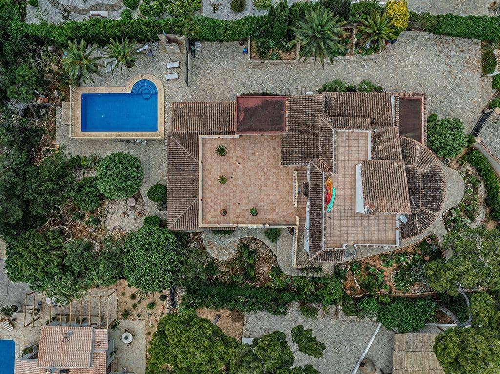 5 Zimmer Villa zu verkaufen in Javea / Xabia mit Pool Garage - 895.000 € (Ref: 9807894)