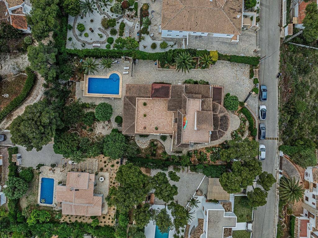 5 Zimmer Villa zu verkaufen in Javea / Xabia mit Pool Garage - 895.000 € (Ref: 9807894)