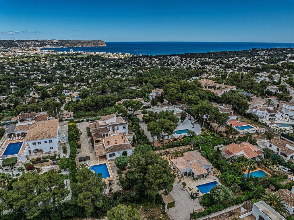 5 Zimmer Villa zu verkaufen in Javea / Xabia mit Pool Garage - 895.000 € (Ref: 9807894)
