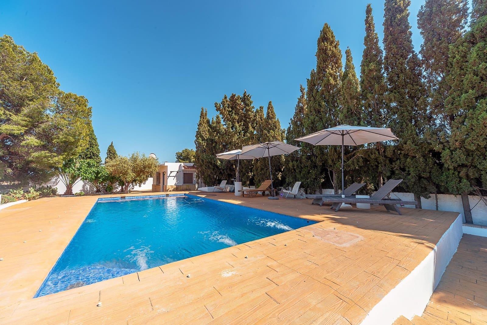 Chalet de 4 habitaciones en Cañada del Fenollar en venta con piscina garaje - 469.000 € (Ref: 9811522)