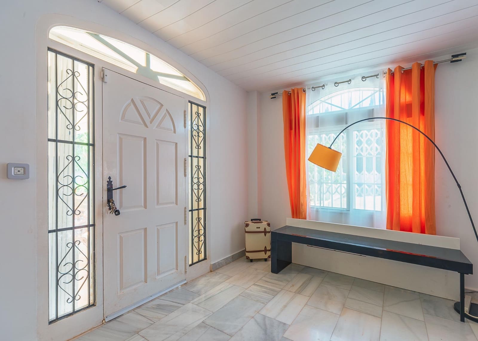 Chalet de 4 habitaciones en Cañada del Fenollar en venta con piscina garaje - 469.000 € (Ref: 9811522)
