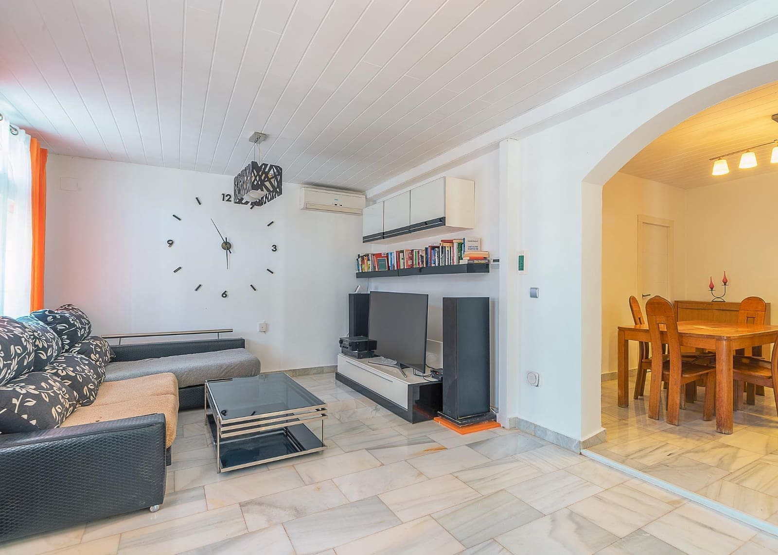 Chalet de 4 habitaciones en Cañada del Fenollar en venta con piscina garaje - 469.000 € (Ref: 9811522)