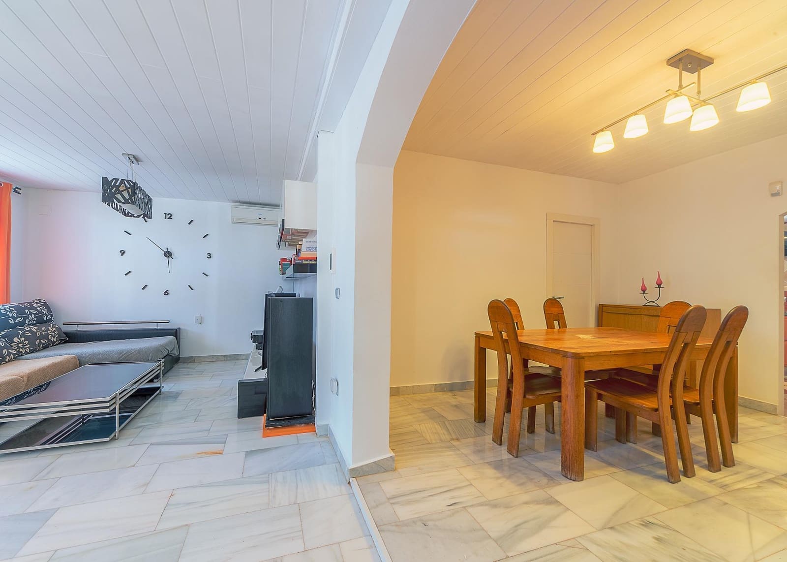 Chalet de 4 habitaciones en Cañada del Fenollar en venta con piscina garaje - 469.000 € (Ref: 9811522)