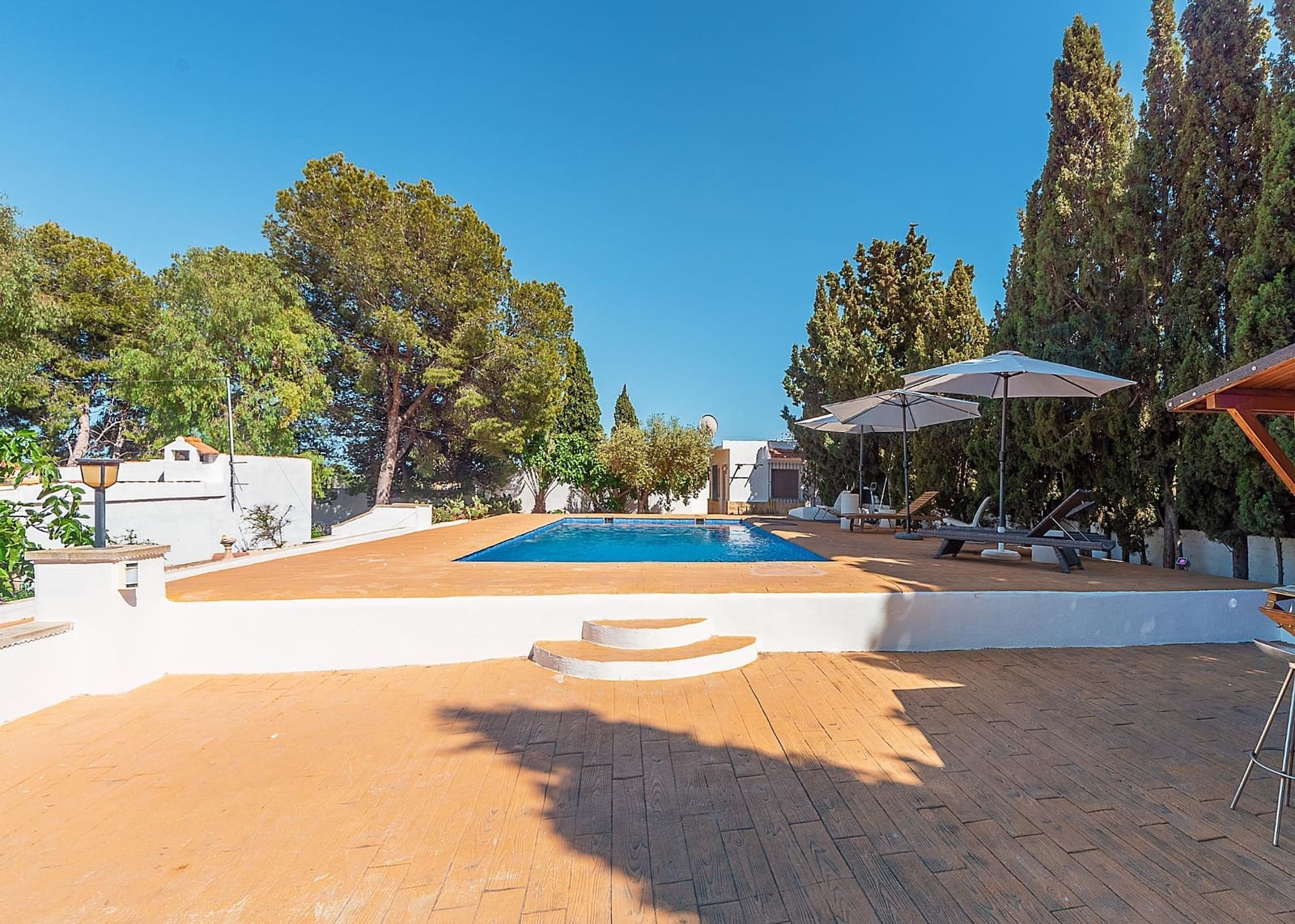 Chalet de 4 habitaciones en Cañada del Fenollar en venta con piscina garaje - 469.000 € (Ref: 9811522)