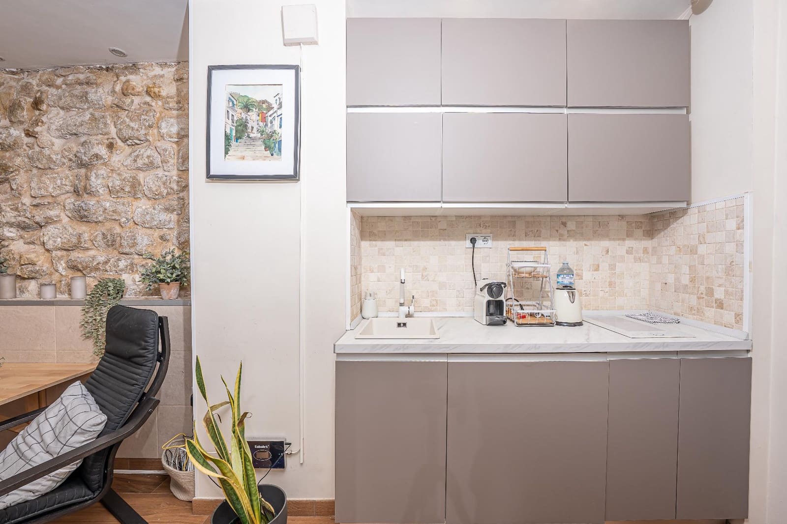 1 Zimmer Apartment zu verkaufen in Alicante / Alacant Stadt - 170.000 € (Ref: 9811523)