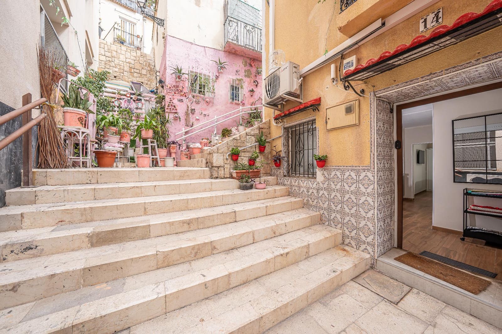 1 Zimmer Apartment zu verkaufen in Alicante / Alacant Stadt - 170.000 € (Ref: 9811523)