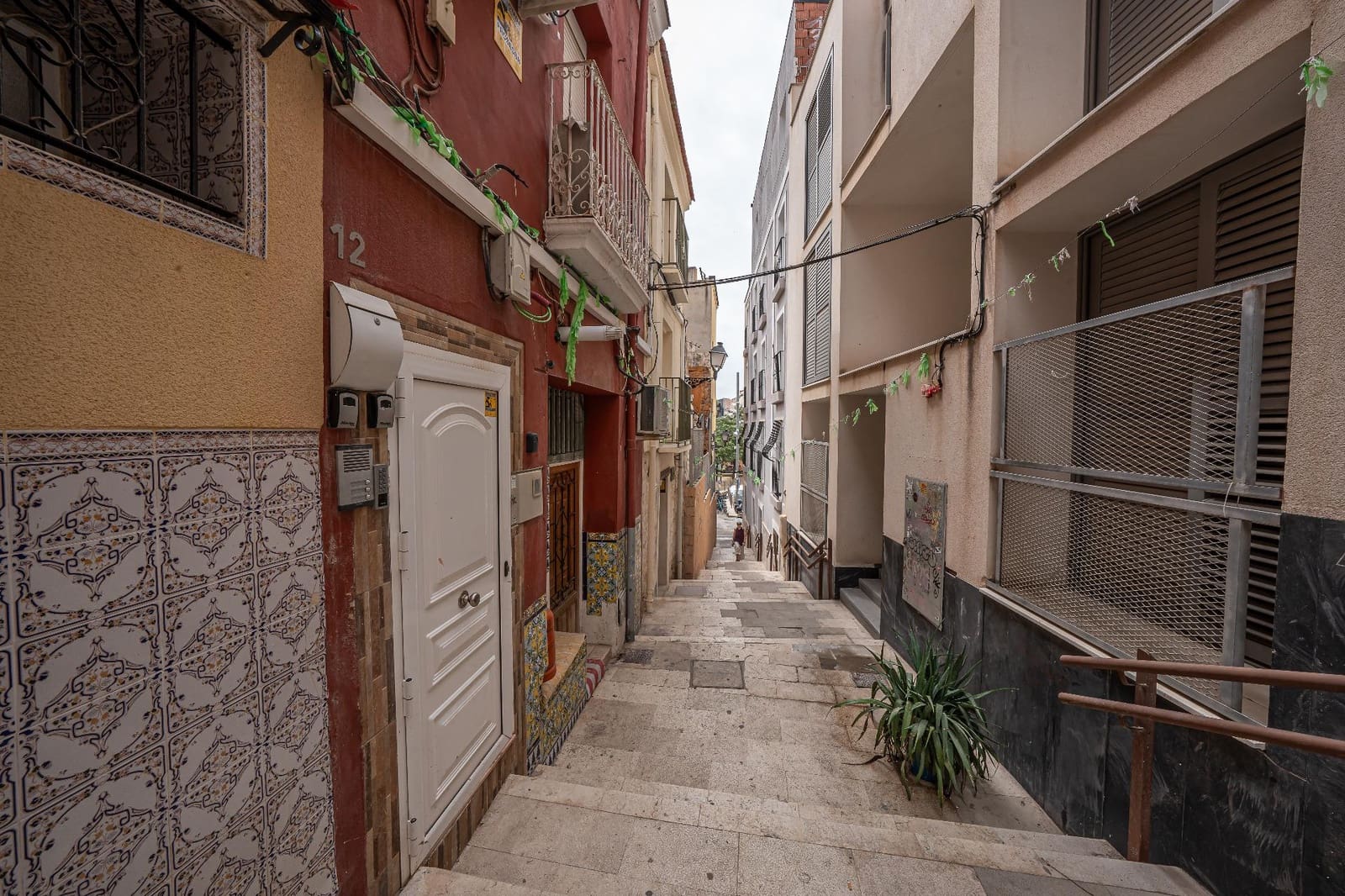 1 Zimmer Apartment zu verkaufen in Alicante / Alacant Stadt - 170.000 € (Ref: 9811523)