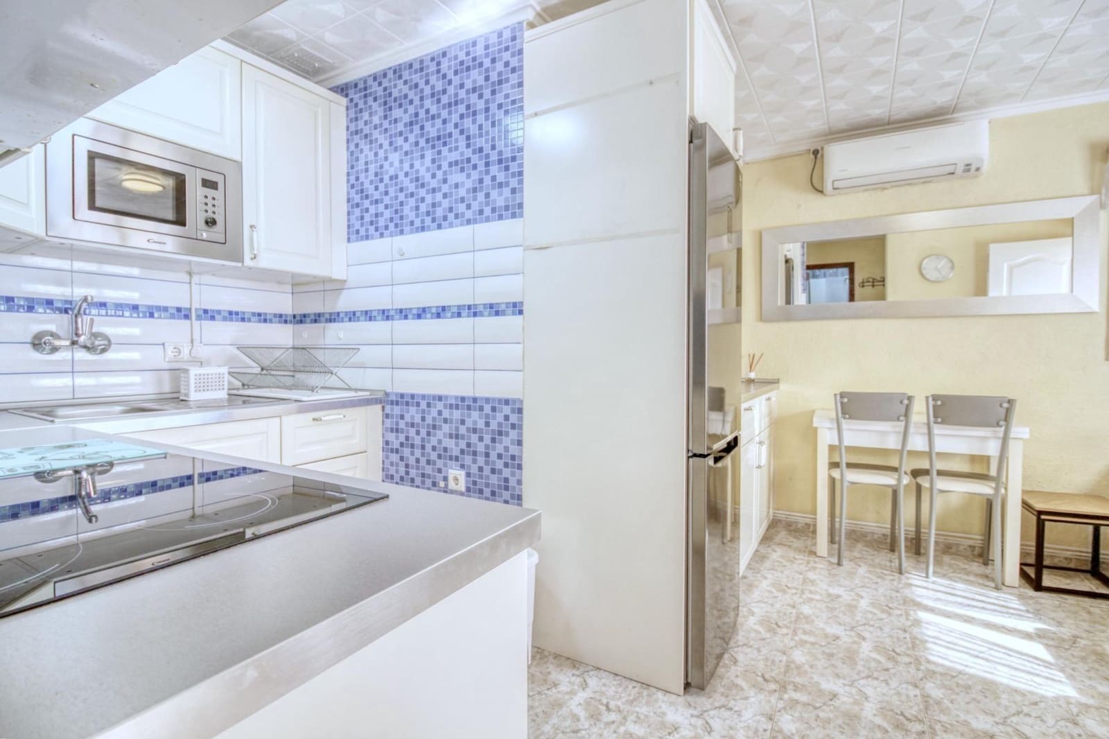 2 slaapkamer Rijtjeshuis te koop in Torrevieja - € 135.000 (Ref: 9813429)