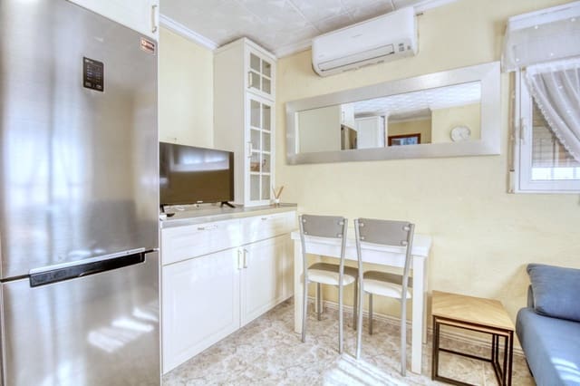 2 slaapkamer Rijtjeshuis te koop in El Chaparral - La Siesta - La Torreta, Torrevieja - € 135.000 (Ref: 9813429)