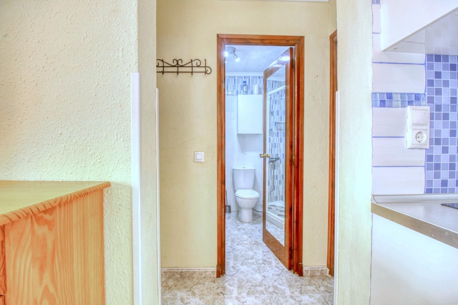 2 slaapkamer Rijtjeshuis te koop in Torrevieja - € 135.000 (Ref: 9813429)