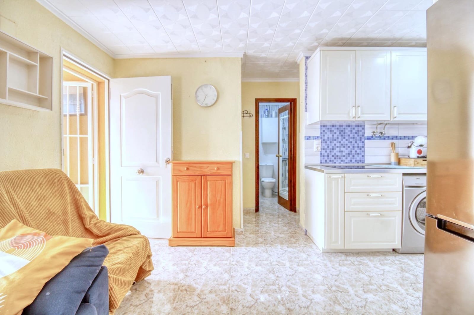 2 slaapkamer Rijtjeshuis te koop in Torrevieja - € 135.000 (Ref: 9813429)