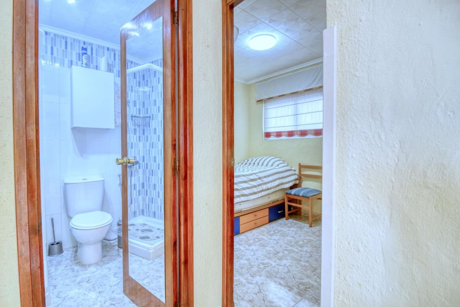 2 slaapkamer Rijtjeshuis te koop in Torrevieja - € 135.000 (Ref: 9813429)