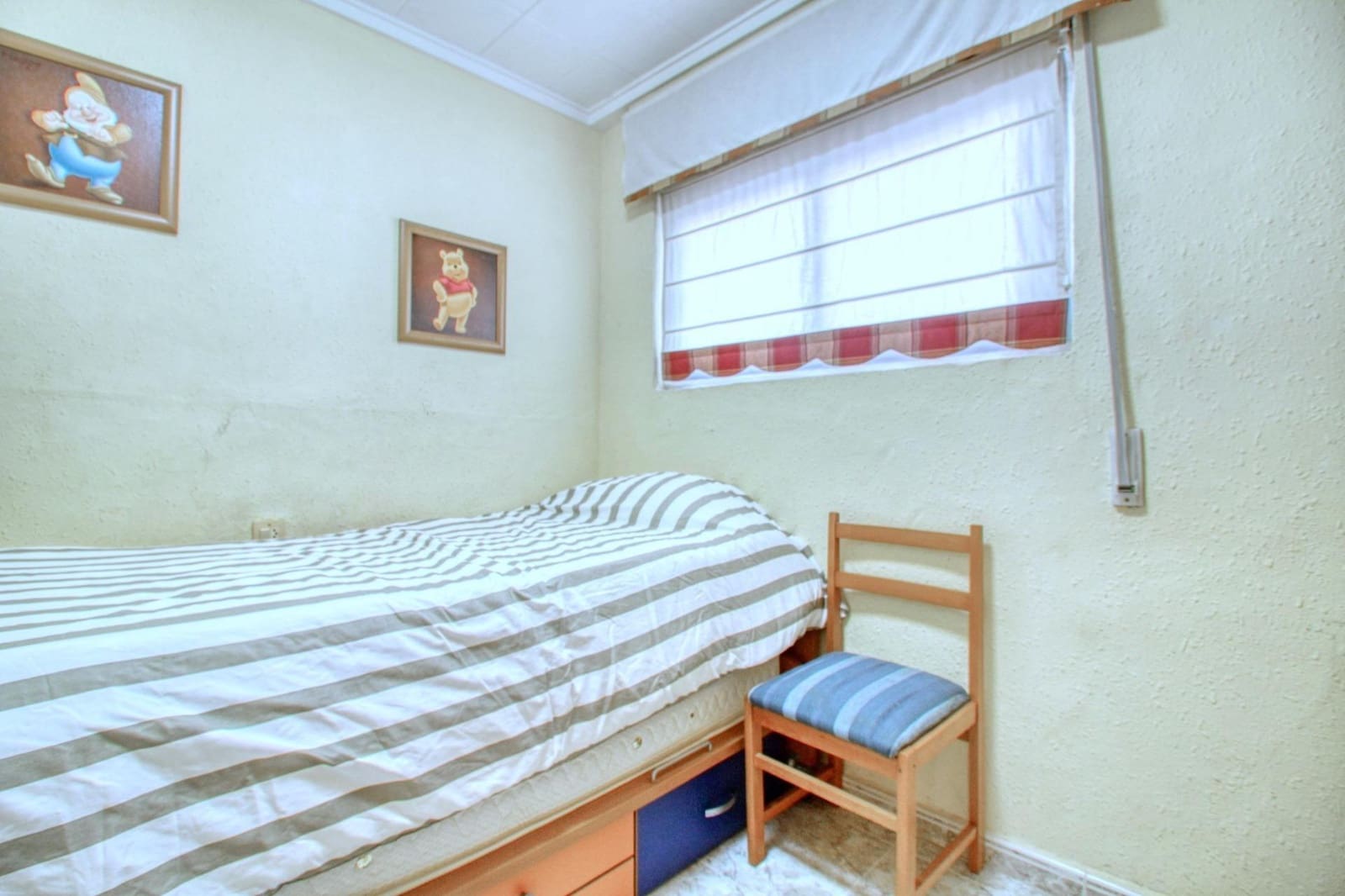 2 slaapkamer Rijtjeshuis te koop in Torrevieja - € 135.000 (Ref: 9813429)