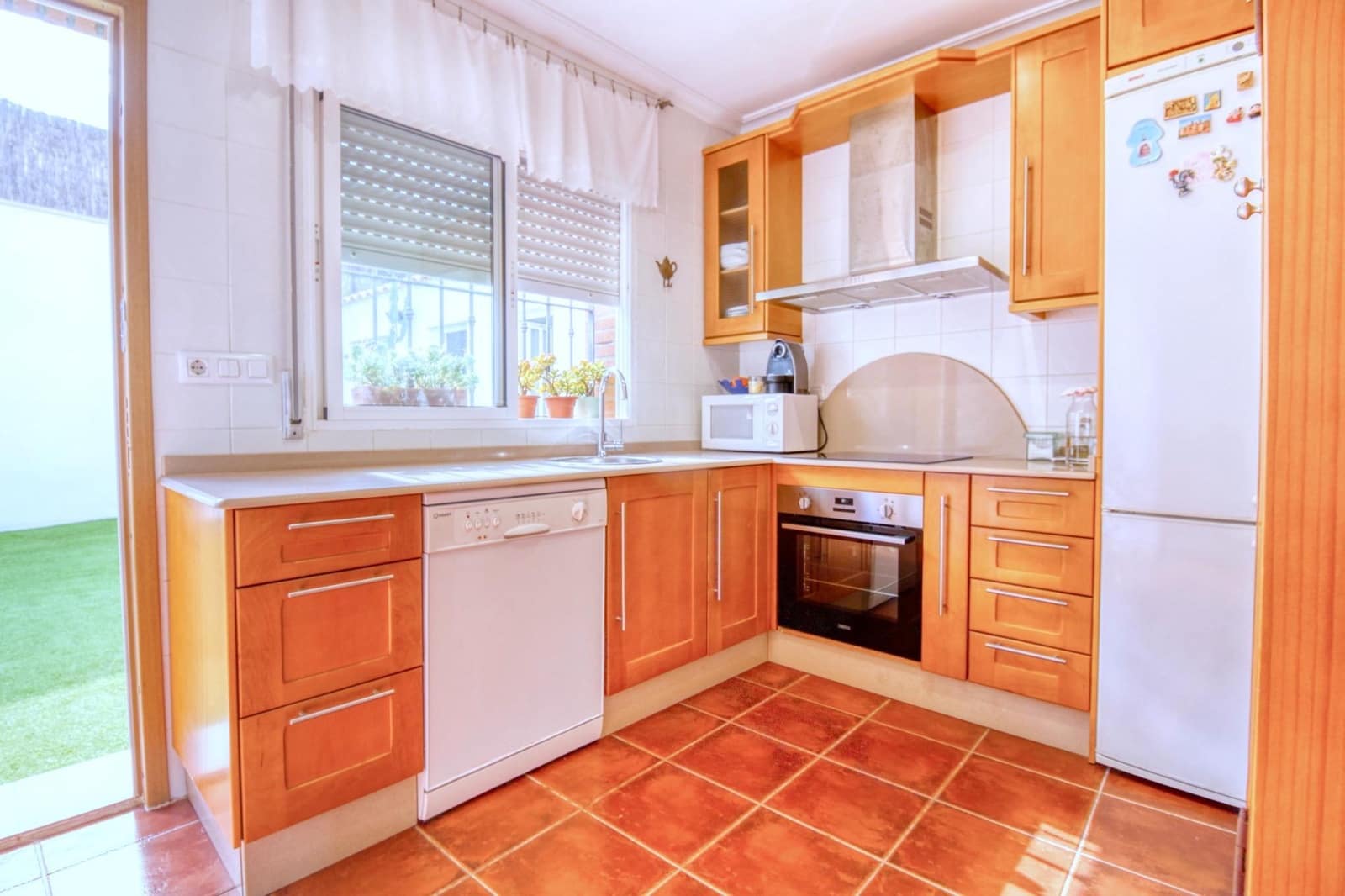 5 bedroom Villa for sale in Torre de la Horadada with pool - € 720,000 (Ref: 9813432)