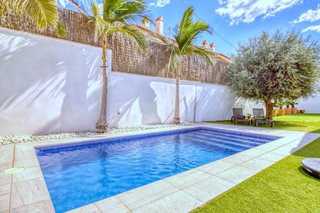 5 bedroom Villa for sale in Torre de la Horadada, Pilar de la Horadada with pool - € 720,000 (Ref: 9813432)