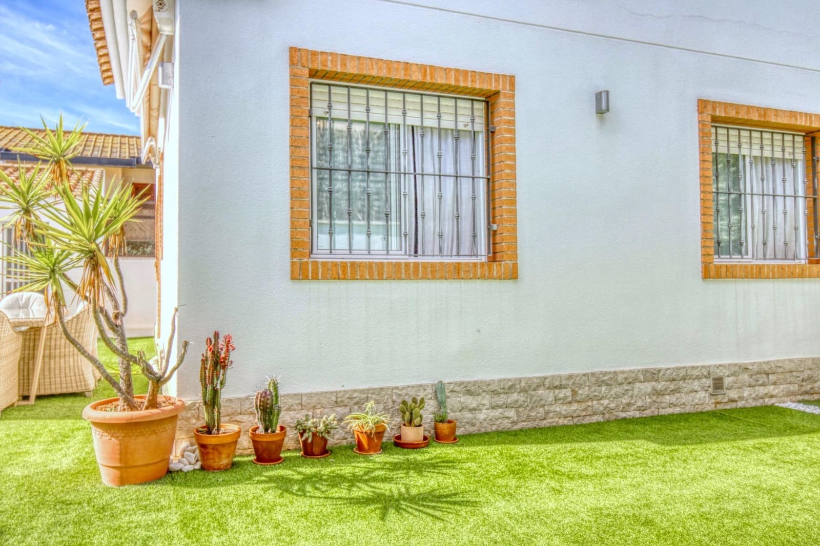 5 bedroom Villa for sale in Torre de la Horadada with pool - € 720,000 (Ref: 9813432)