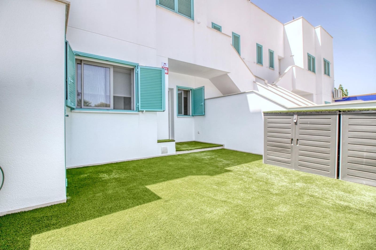3 bedroom Villa for sale in Pilar de la Horadada with pool - € 390,000 (Ref: 9813434)