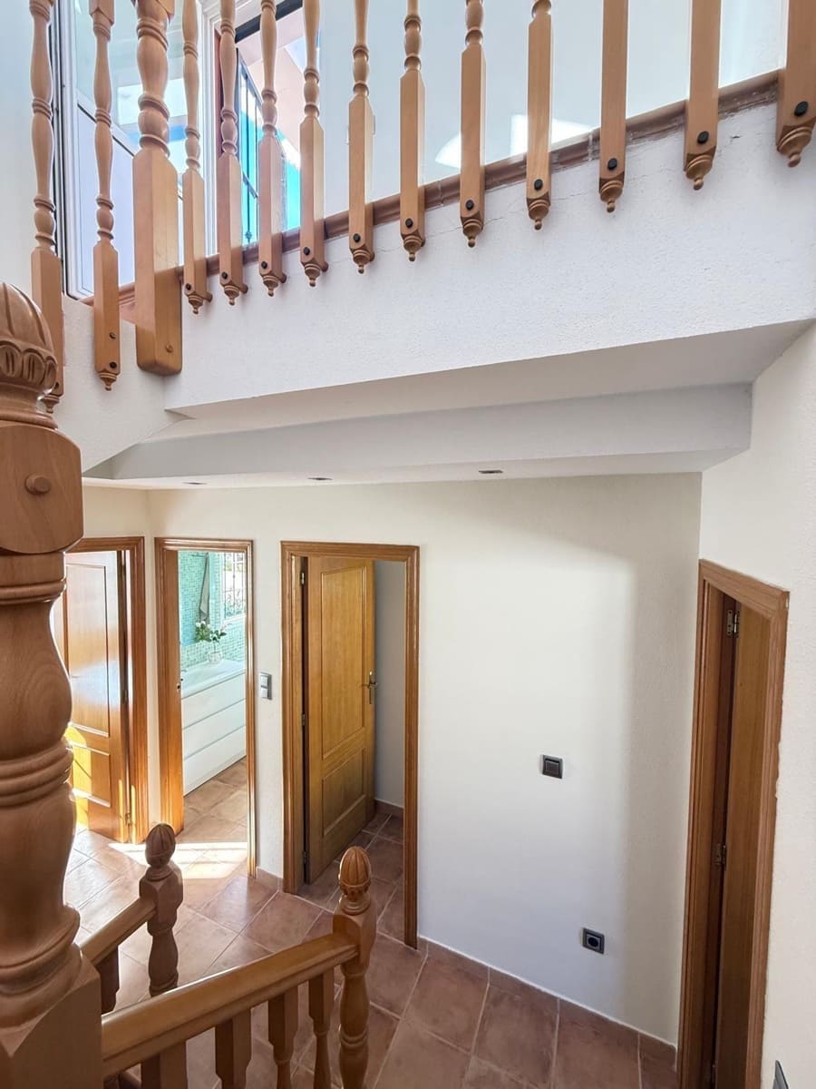 4 Zimmer Reihenhaus zu verkaufen in Torre de la Horadada mit Pool - 450.000 € (Ref: 9813435)