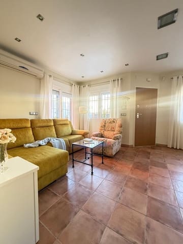 4 Zimmer Reihenhaus zu verkaufen in Torre de la Horadada, Pilar de la Horadada mit Pool - 450.000 € (Ref: 9813435)