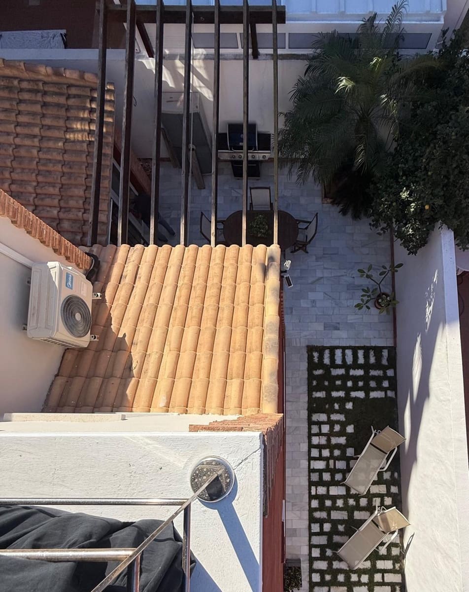 4 Zimmer Reihenhaus zu verkaufen in Torre de la Horadada mit Pool - 450.000 € (Ref: 9813435)