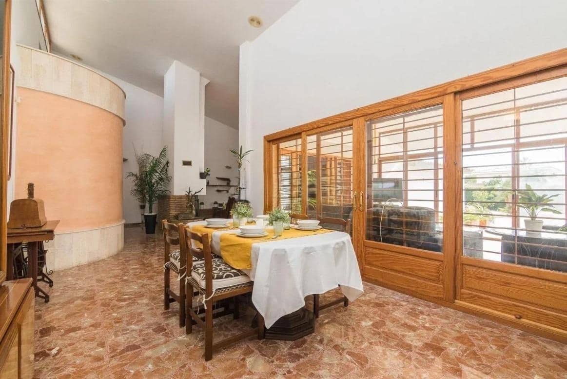 5 sovrum Villa till salu i Matola med pool - 720 000 € (Ref: 9813436)