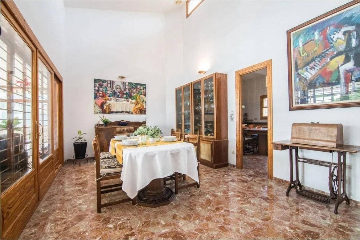 5 sovrum Villa till salu i Matola med pool - 720 000 € (Ref: 9813436)