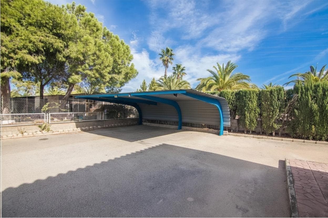 5 sovrum Villa till salu i Matola med pool - 720 000 € (Ref: 9813436)