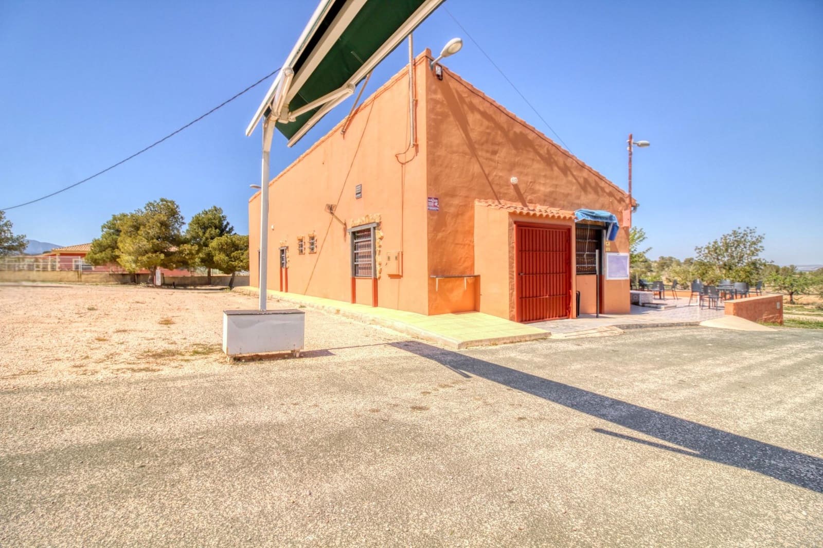 Comercial para venda em Abanilla - 249 900 € (Ref: 9813438)