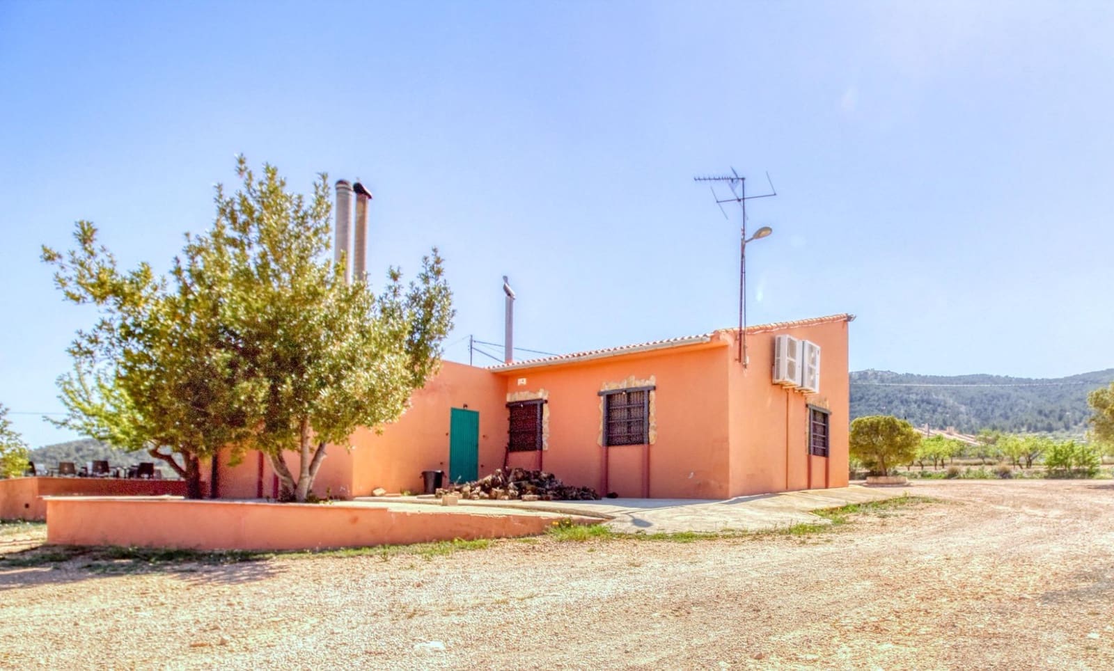 Comercial para venda em Abanilla - 249 900 € (Ref: 9813438)