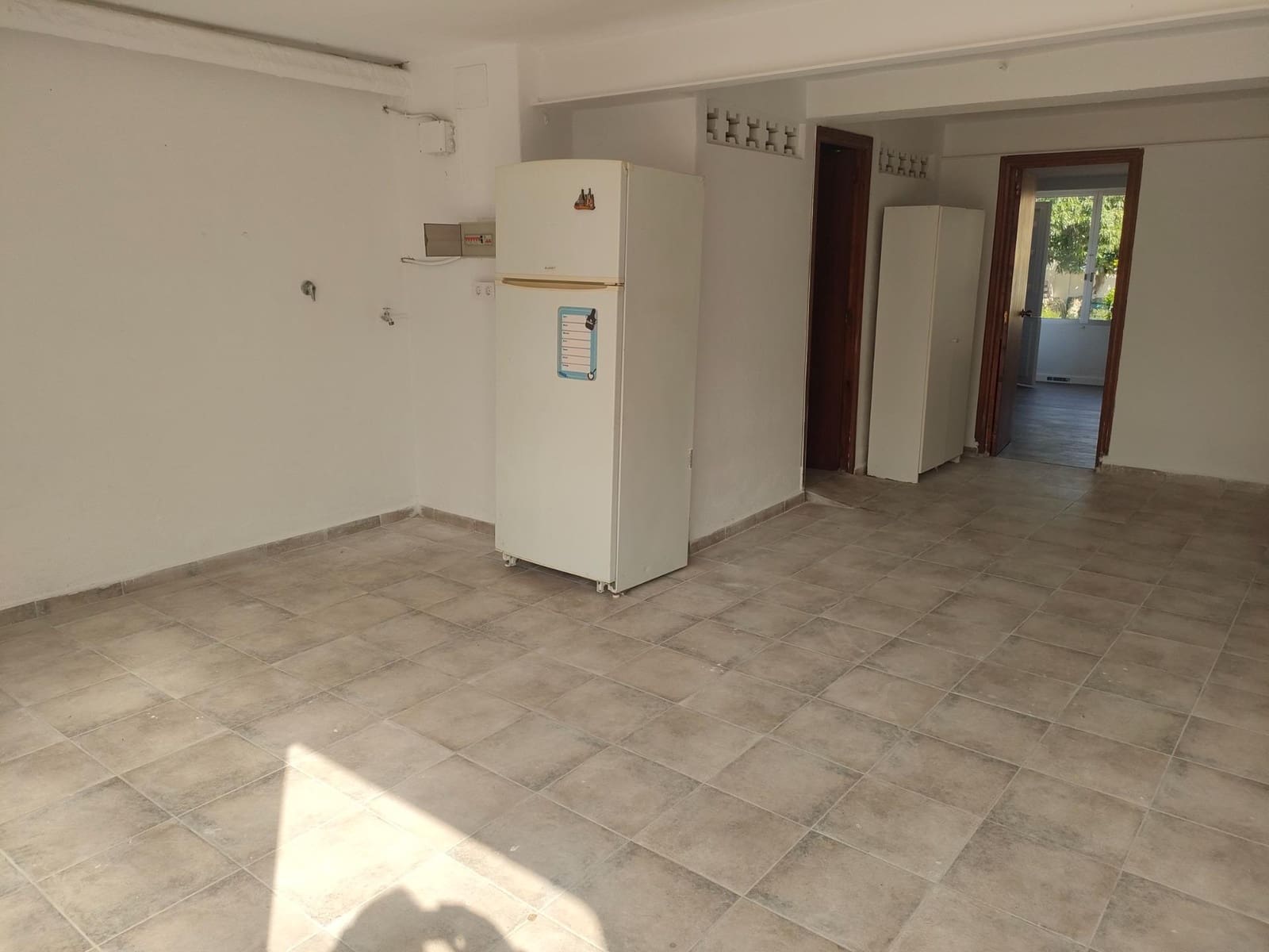 4 bedroom Villa for rent in La Villajoyosa / Vila Joiosa with garage - € 1,850 (Ref: 9813442)
