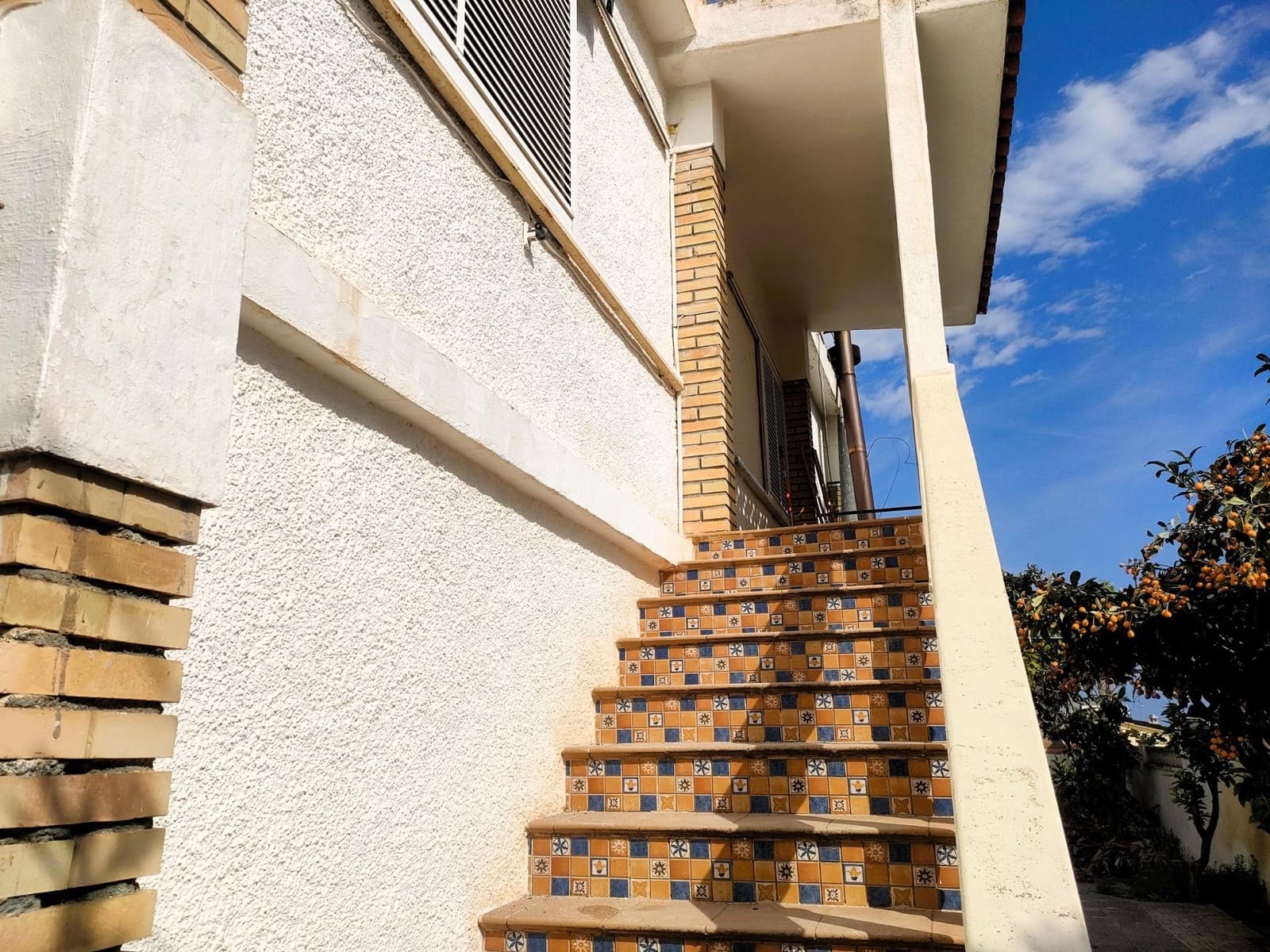 4 bedroom Villa for rent in La Villajoyosa / Vila Joiosa with garage - € 1,850 (Ref: 9813442)