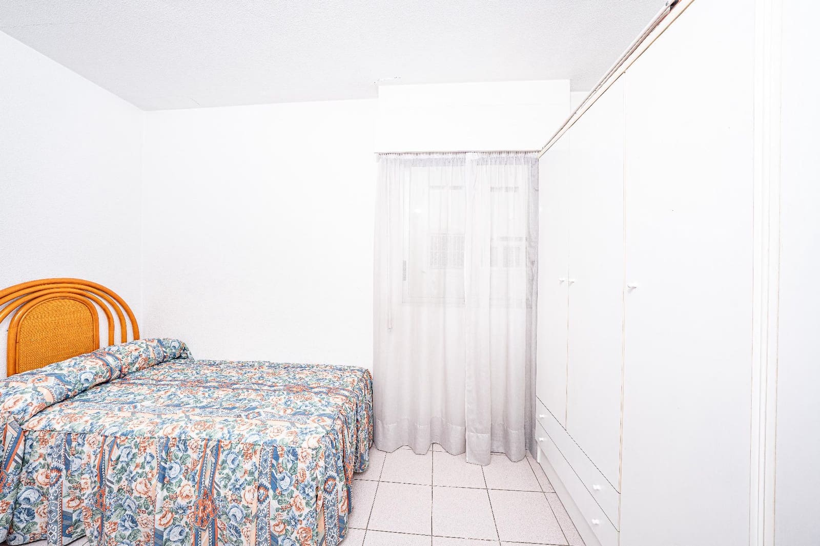 2 makuuhuone Huoneisto myytävänä paikassa Benidorm mukana 
autotalli - 219 000 € (Ref: 9815821)