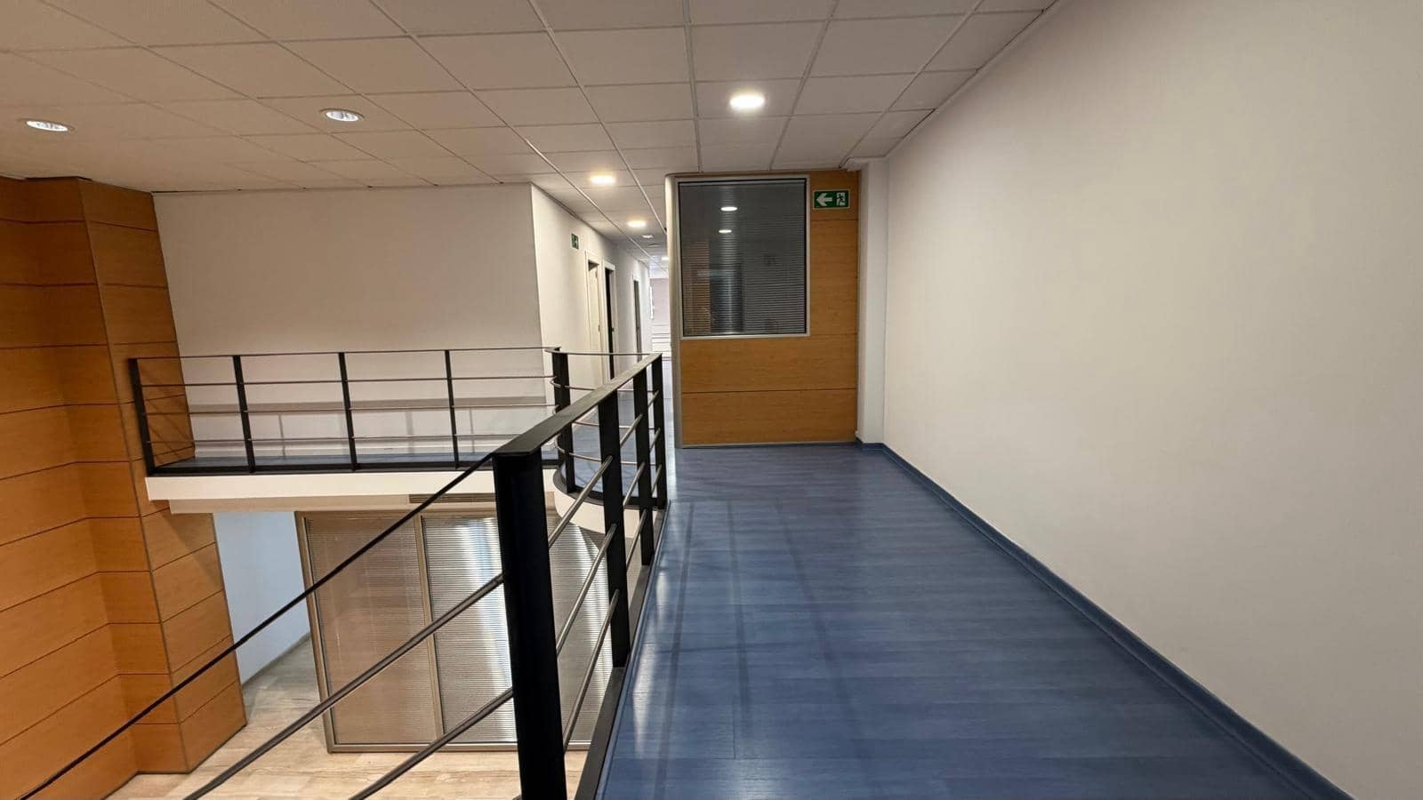 Kaupallinen vuokrattavana paikassa Alicante kaupunki - 2 500 € (Ref: 9818142)