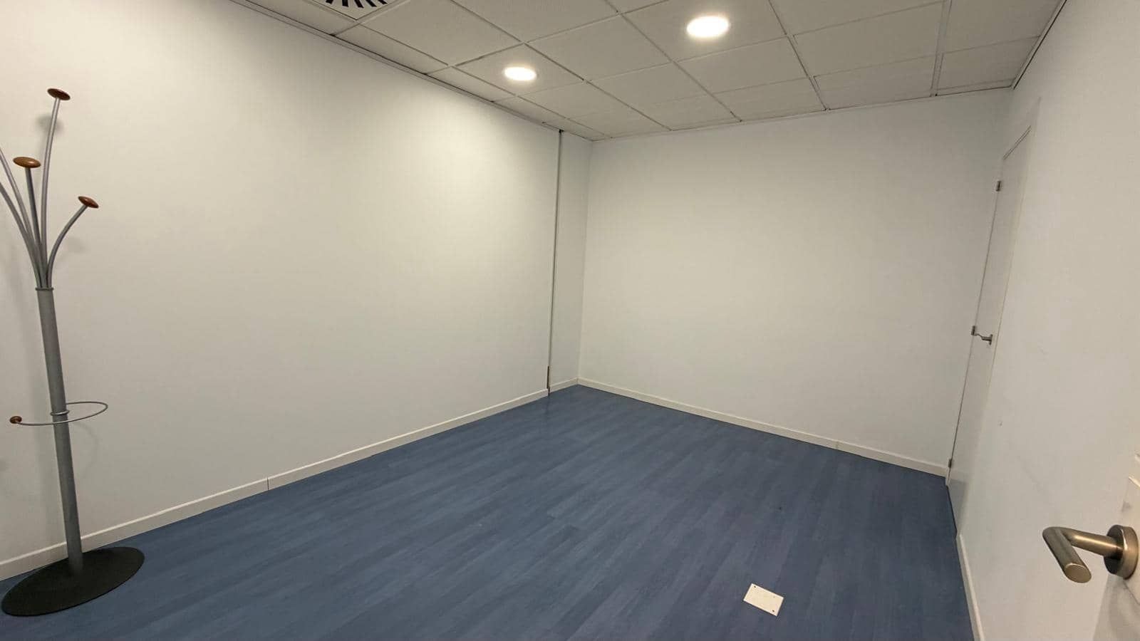 Kaupallinen vuokrattavana paikassa Alicante kaupunki - 2 500 € (Ref: 9818142)