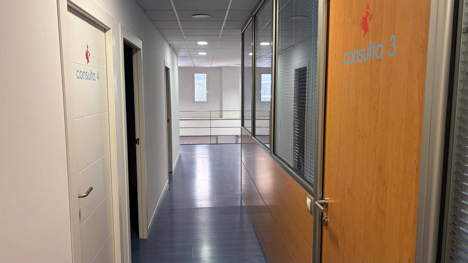 Kaupallinen vuokrattavana paikassa Alicante kaupunki - 2 500 € (Ref: 9818142)