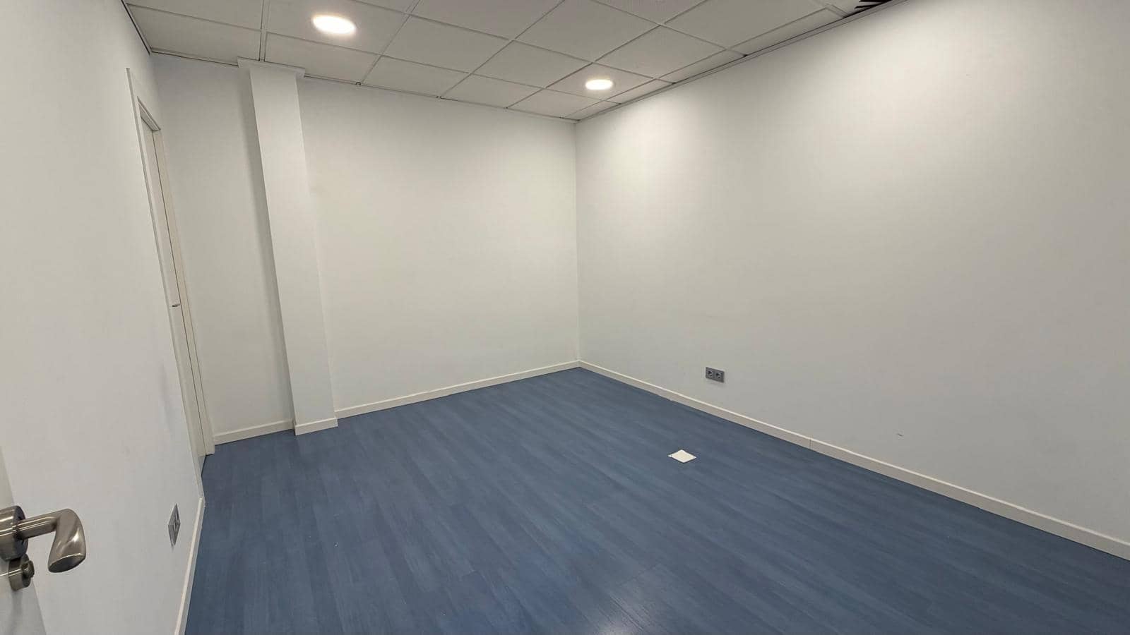 Kaupallinen vuokrattavana paikassa Alicante kaupunki - 2 500 € (Ref: 9818142)