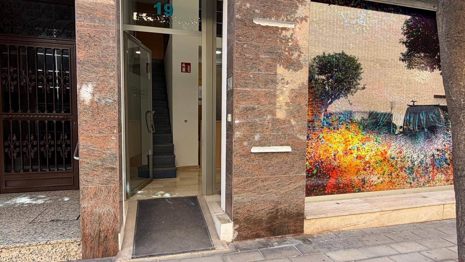 Kaupallinen vuokrattavana paikassa Alicante kaupunki - 2 500 € (Ref: 9818142)