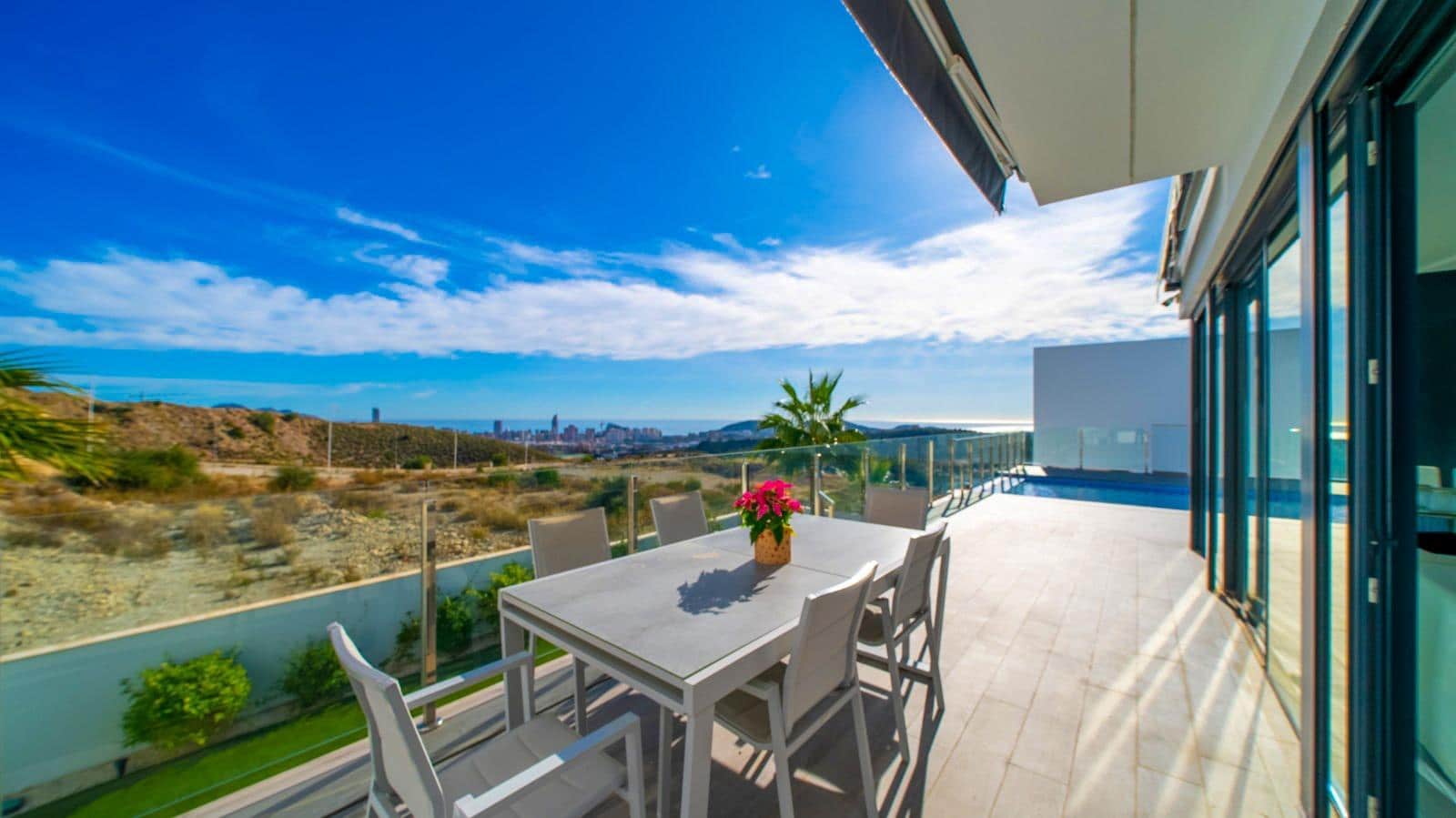 4 Zimmer Reihenhaus zu verkaufen in Finestrat - 1.040.000 € (Ref: 9818148)