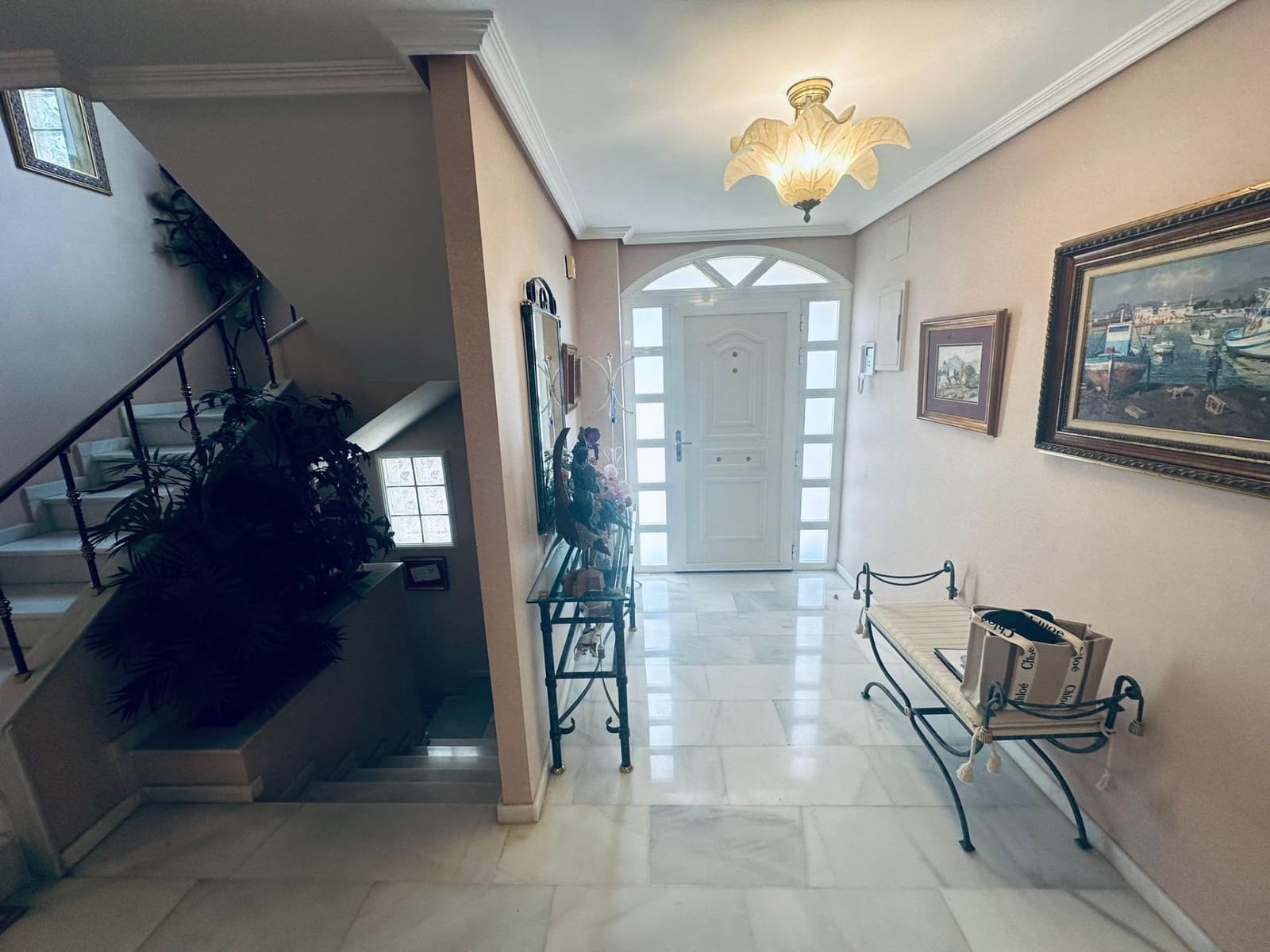 4 bedroom Villa for sale in Benidorm with pool - € 1,264,000 (Ref: 9818152)