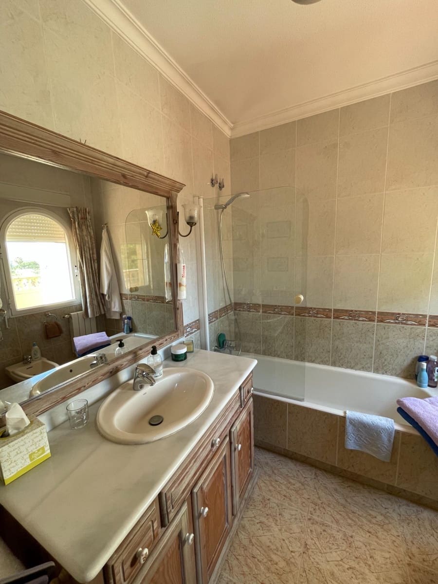 7 soveværelse Finca/Landehus til salg i Alfaz del Pi / L'Alfas del Pi med swimmingpool garage - € 1.750.000 (Ref: 9818159)