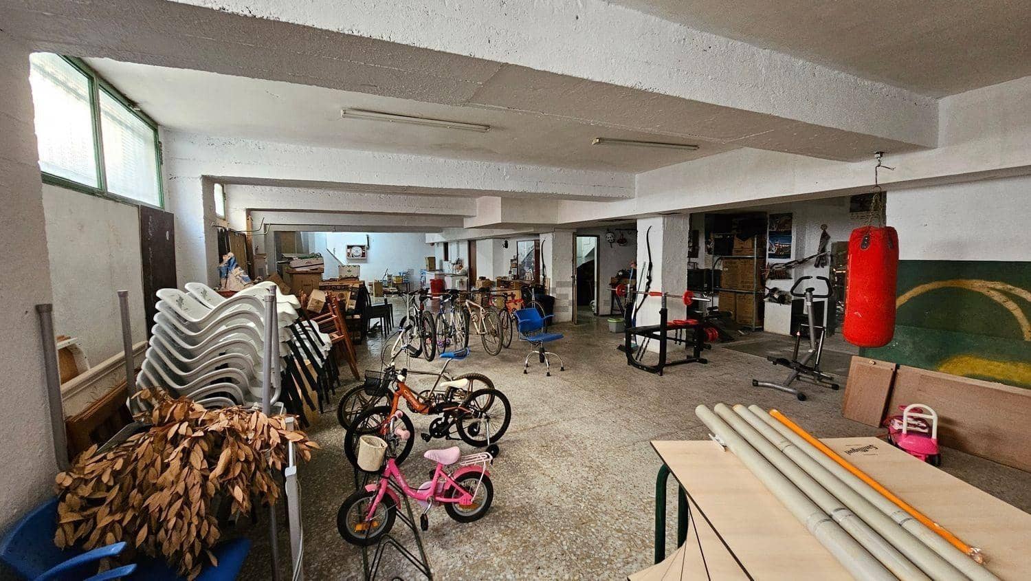 30 bedroom Hotel for sale in El Altet with garage - € 2,579,000 (Ref: 9818161)