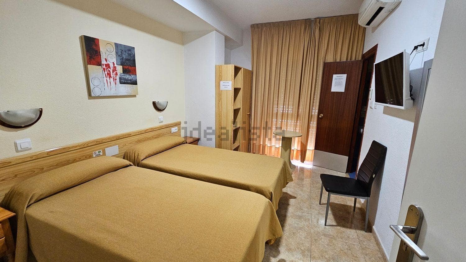 30 bedroom Hotel for sale in El Altet with garage - € 2,579,000 (Ref: 9818161)