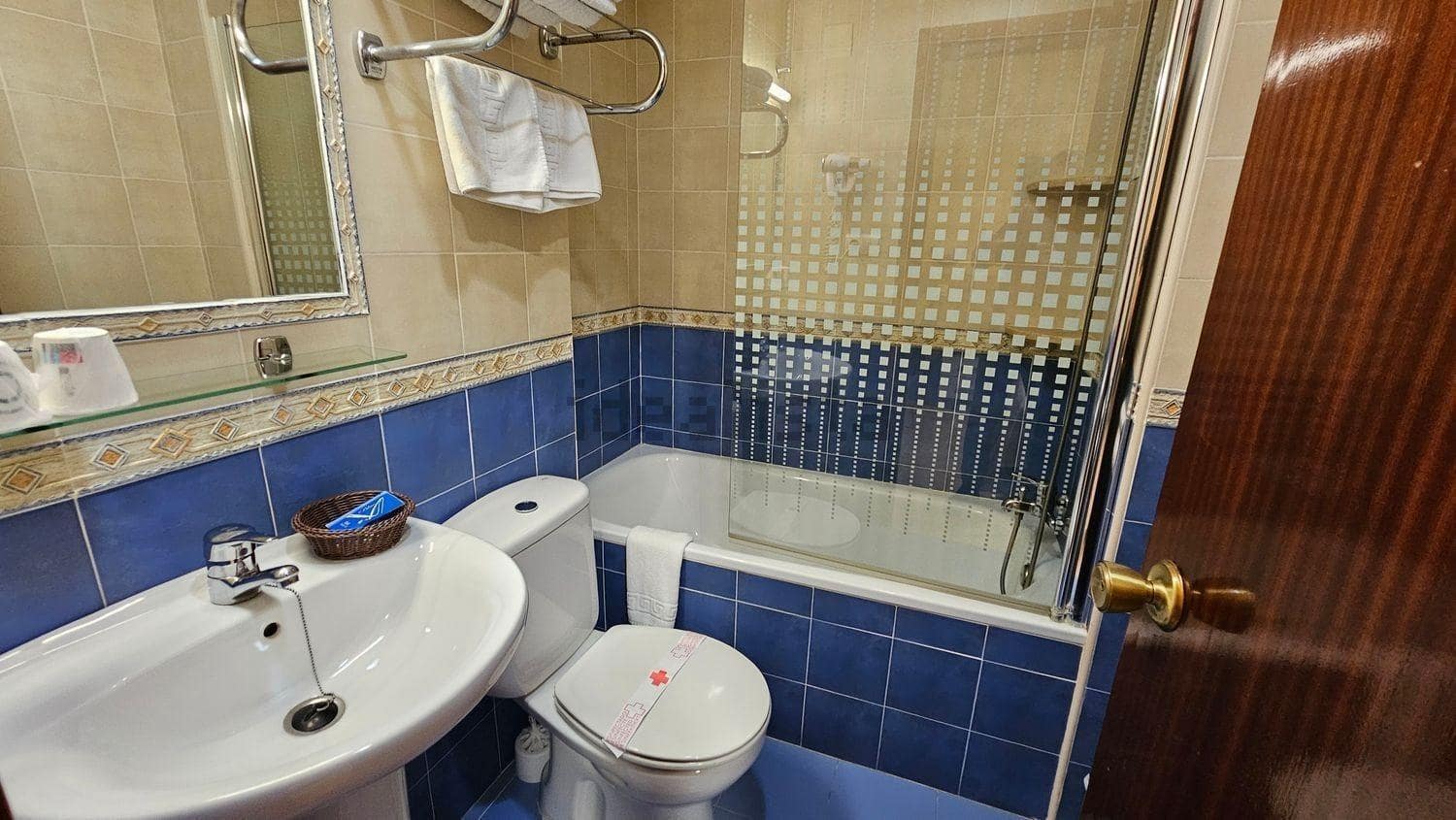 30 bedroom Hotel for sale in El Altet with garage - € 2,579,000 (Ref: 9818161)