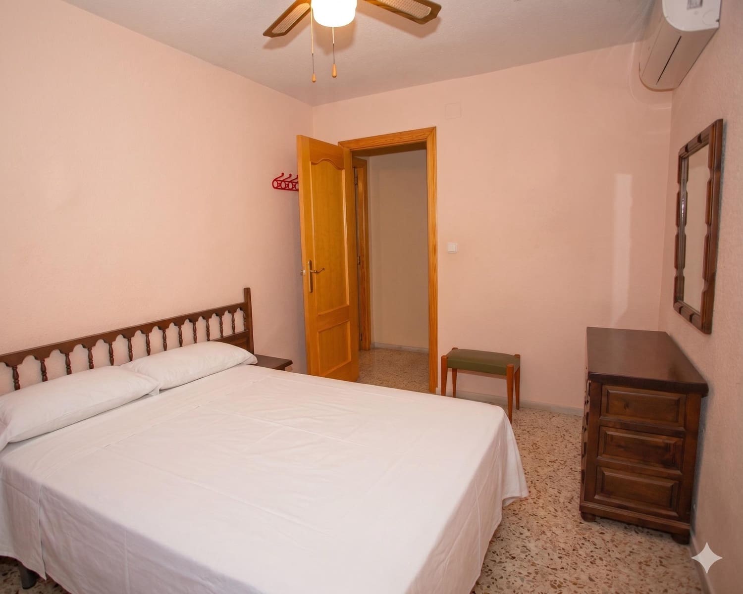 2 sovrum Lägenhet till salu i Benidorm - 220 000 € (Ref: 9820454)
