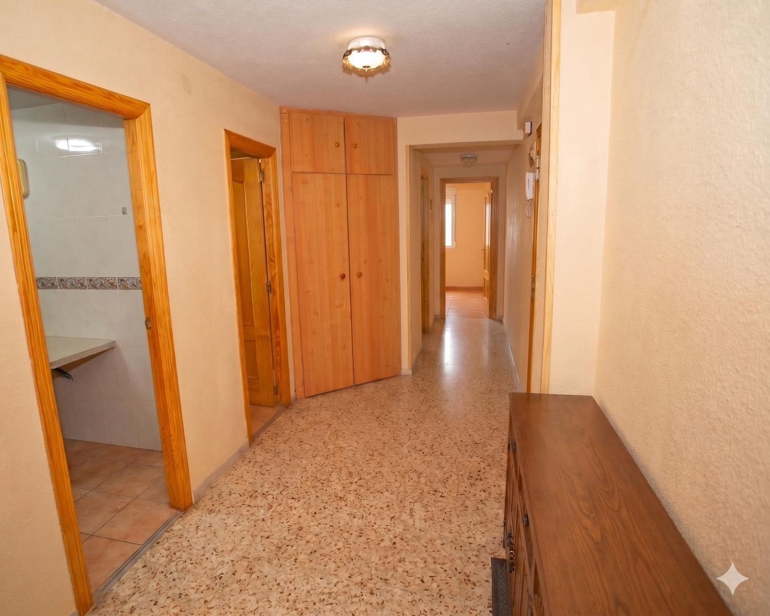 2 sovrum Lägenhet till salu i Benidorm - 220 000 € (Ref: 9820454)