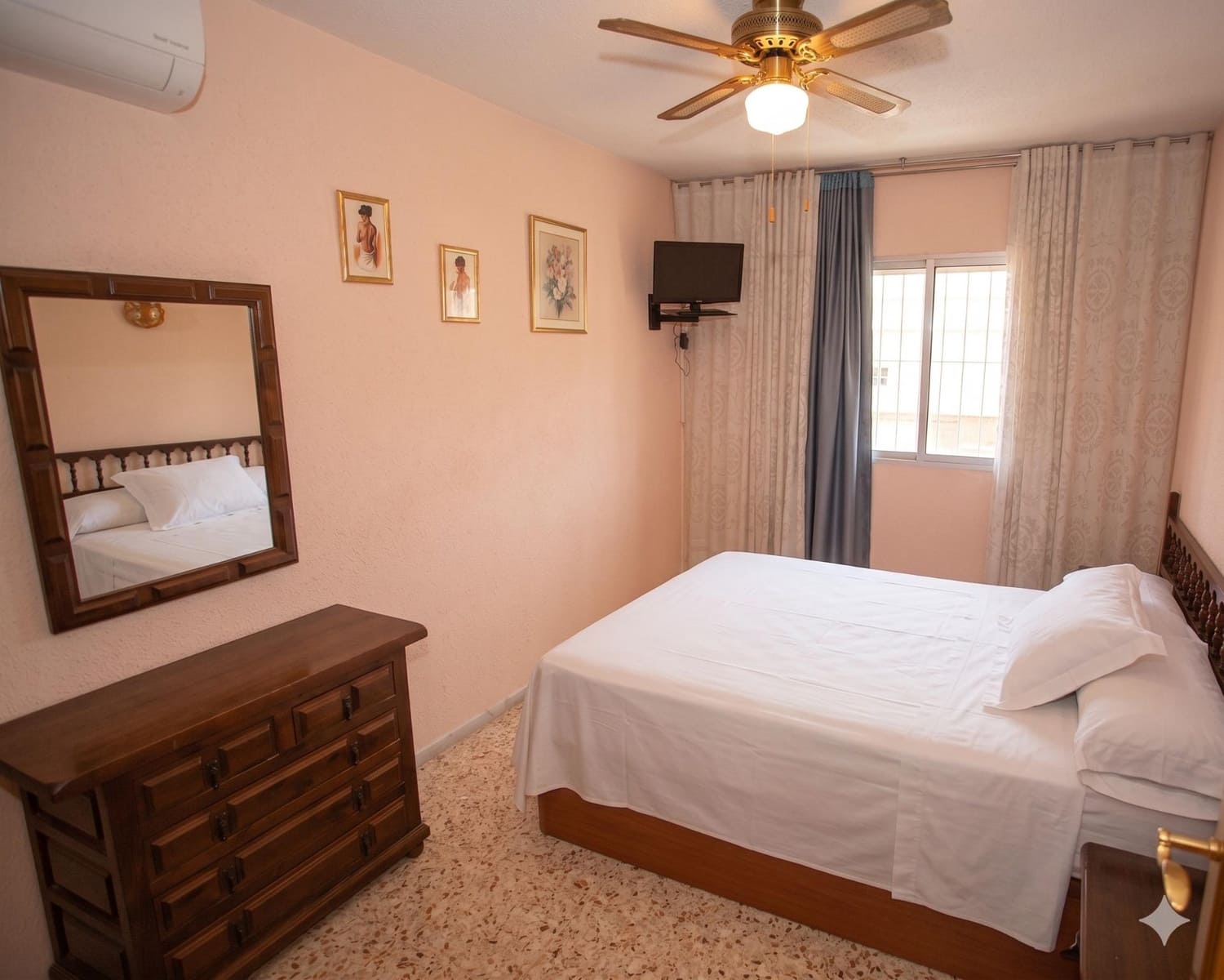 2 sovrum Lägenhet till salu i Benidorm - 220 000 € (Ref: 9820454)
