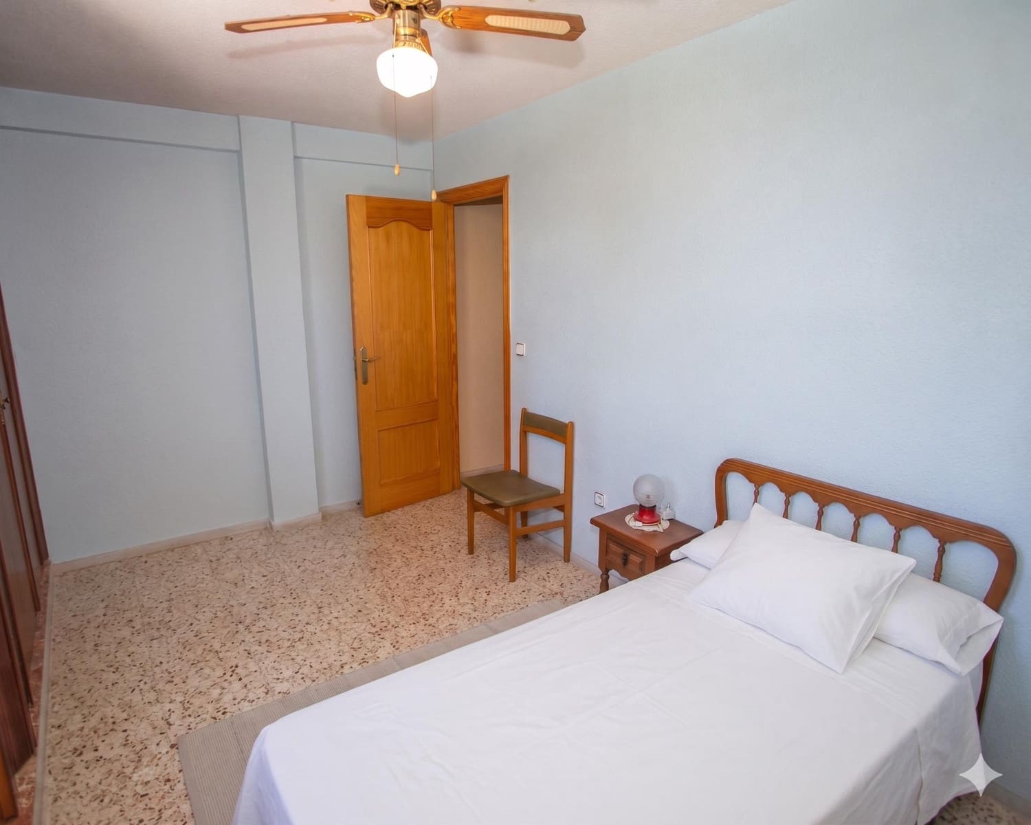 2 sovrum Lägenhet till salu i Benidorm - 220 000 € (Ref: 9820454)