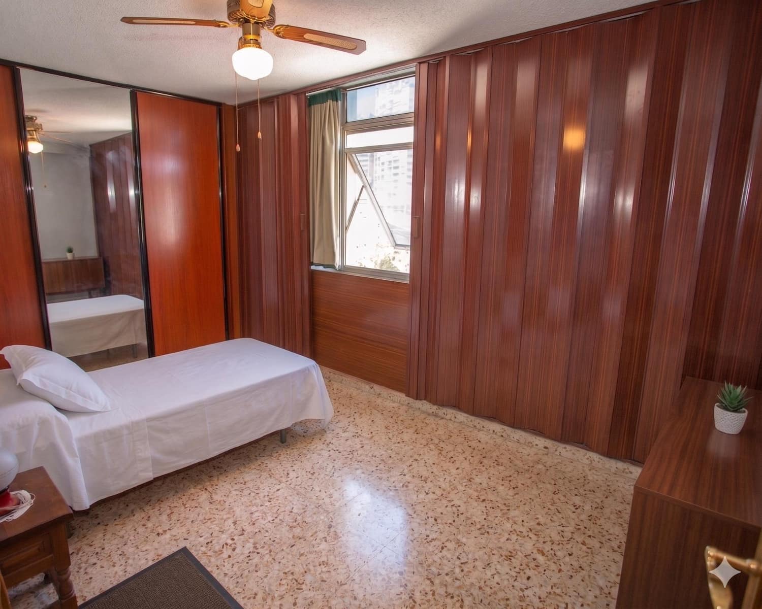 2 sovrum Lägenhet till salu i Benidorm - 220 000 € (Ref: 9820454)